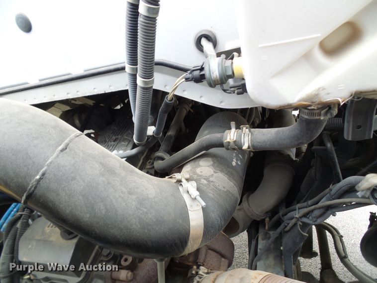 image for item DD1996 2003 Freightliner FC70 street sweeper truck