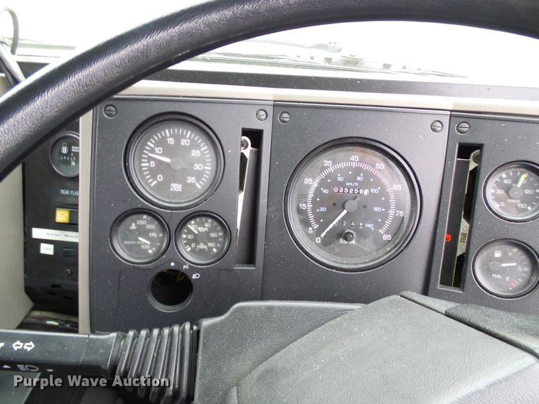 image for item DD1996 2003 Freightliner FC70 street sweeper truck