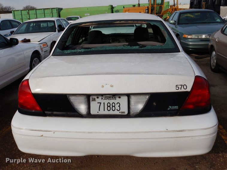 image for item DE4303 2008 Ford Crown Victoria Police Interceptor