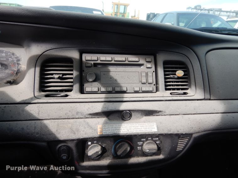 image for item DE4303 2008 Ford Crown Victoria Police Interceptor