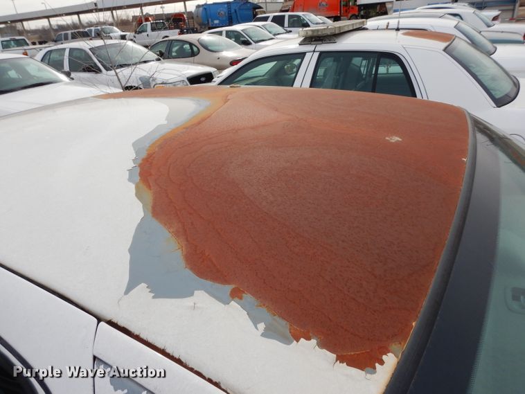 image for item DE4320 2005 Ford Crown Victoria Police Interceptor