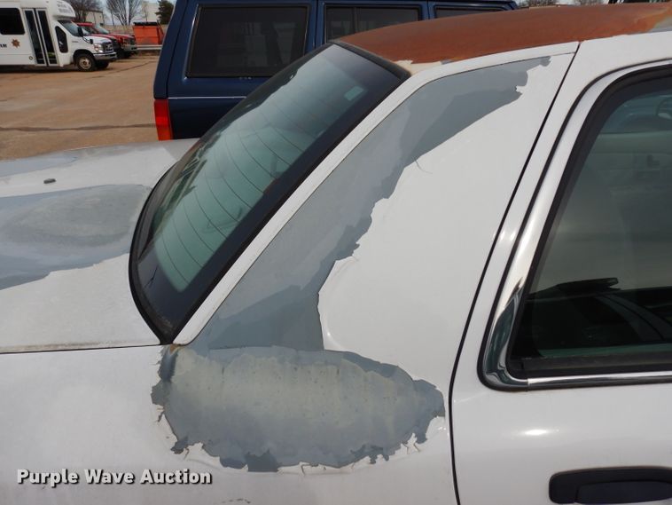 image for item DE4320 2005 Ford Crown Victoria Police Interceptor