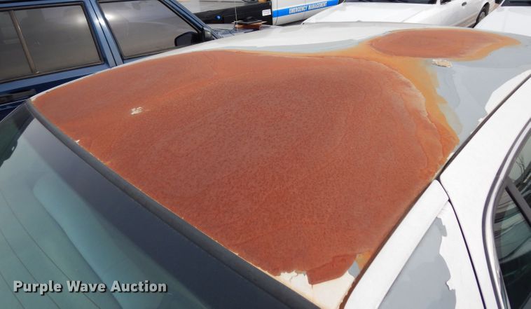 image for item DE4320 2005 Ford Crown Victoria Police Interceptor