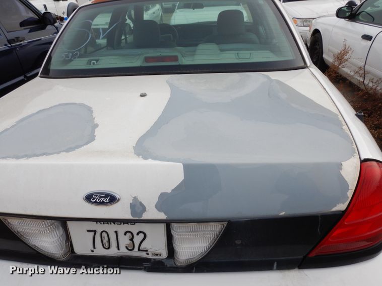 image for item DE4320 2005 Ford Crown Victoria Police Interceptor