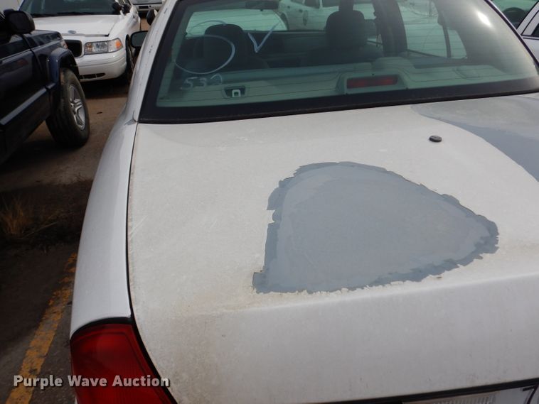 image for item DE4320 2005 Ford Crown Victoria Police Interceptor