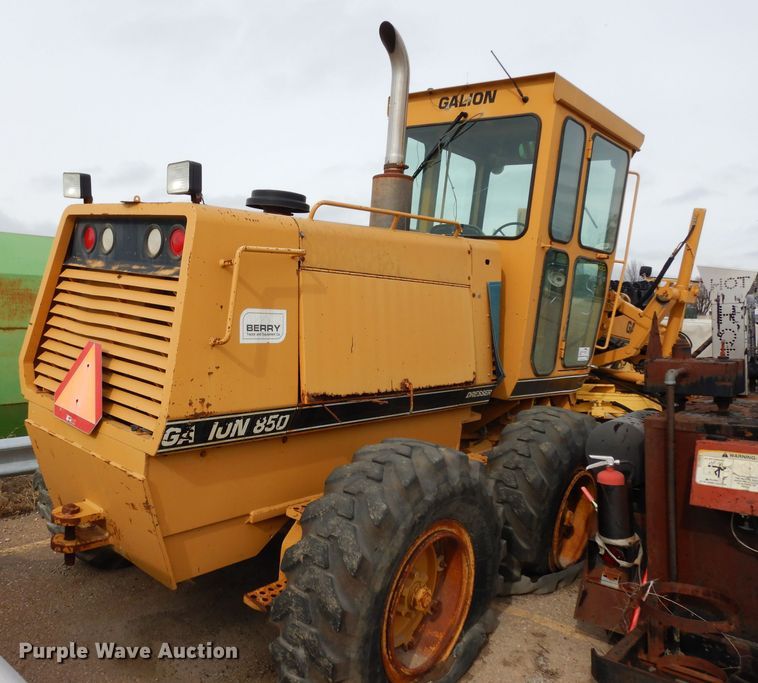 image for item DE4321 1994 Galion Dresser 850 motor grader