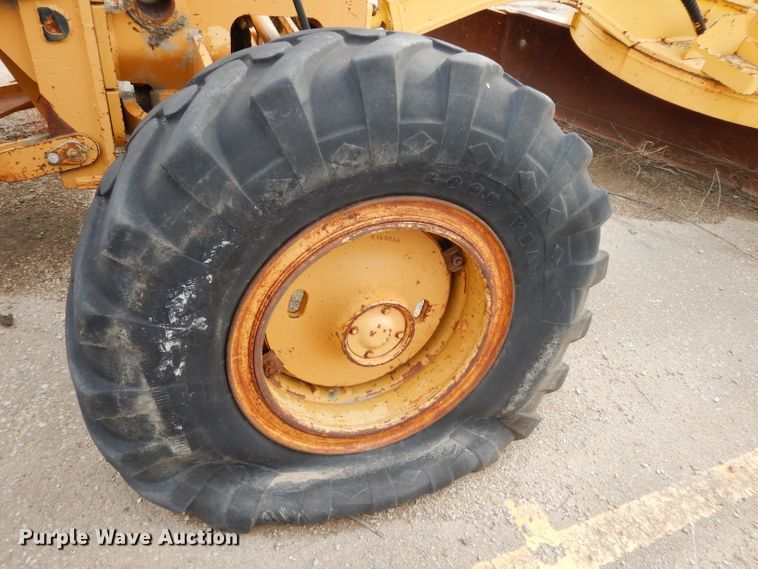 image for item DE4321 1994 Galion Dresser 850 motor grader