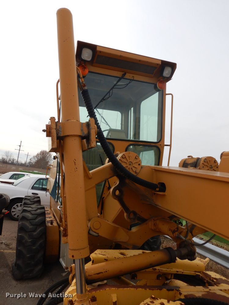 image for item DE4321 1994 Galion Dresser 850 motor grader