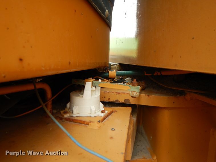 image for item DE4321 1994 Galion Dresser 850 motor grader