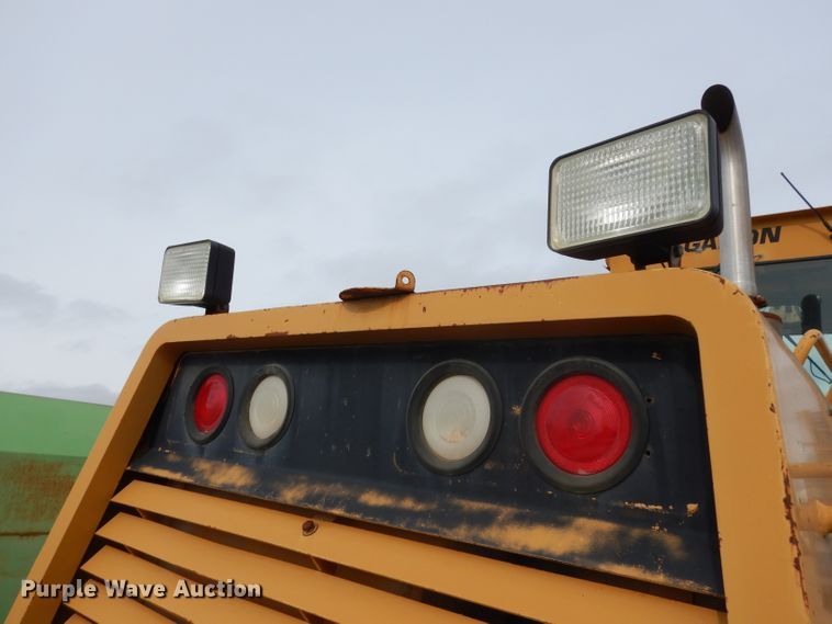 image for item DE4321 1994 Galion Dresser 850 motor grader