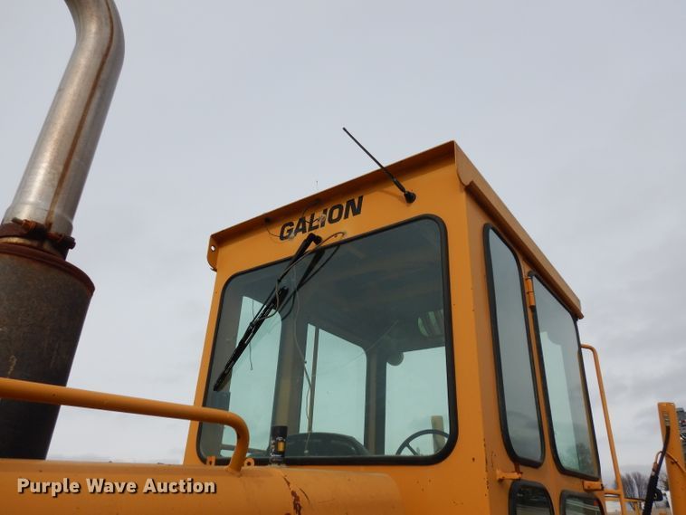 image for item DE4321 1994 Galion Dresser 850 motor grader