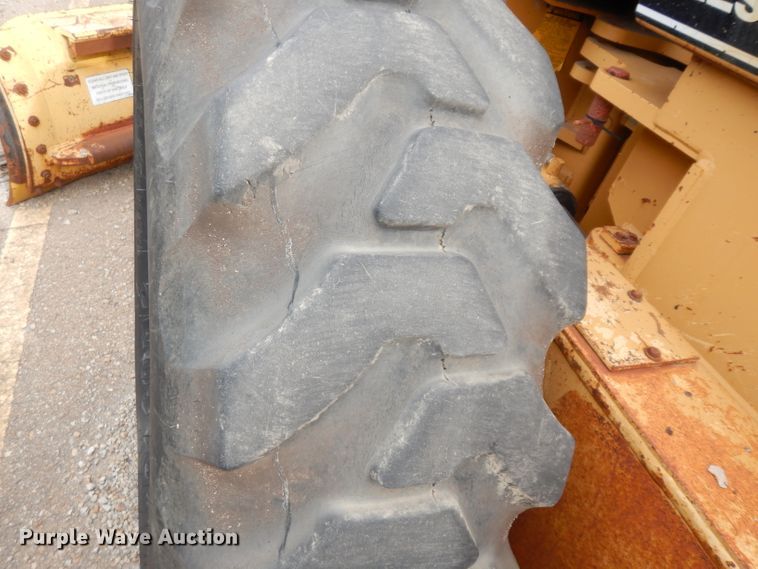 image for item DE4321 1994 Galion Dresser 850 motor grader