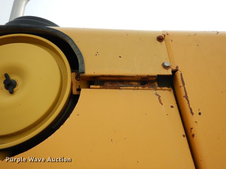 image for item DE4321 1994 Galion Dresser 850 motor grader