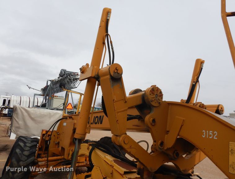 image for item DE4321 1994 Galion Dresser 850 motor grader