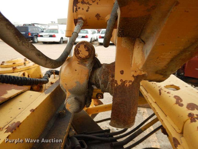 image for item DE4321 1994 Galion Dresser 850 motor grader