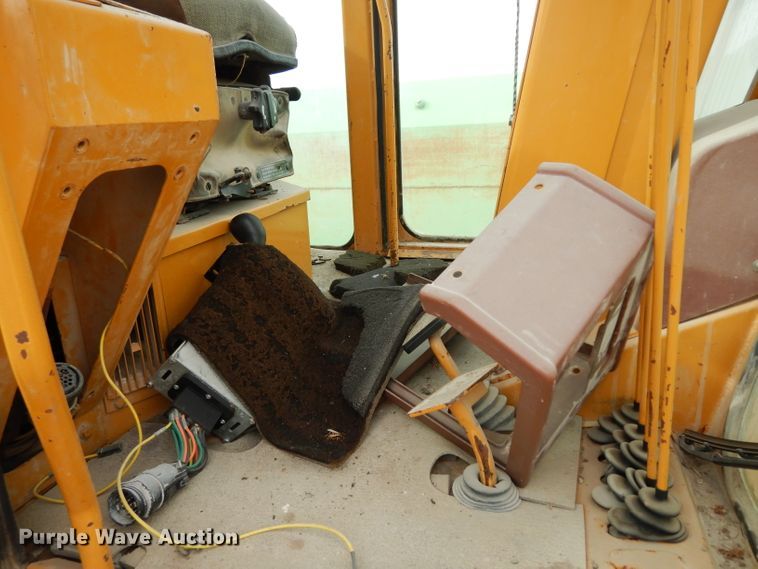 image for item DE4321 1994 Galion Dresser 850 motor grader