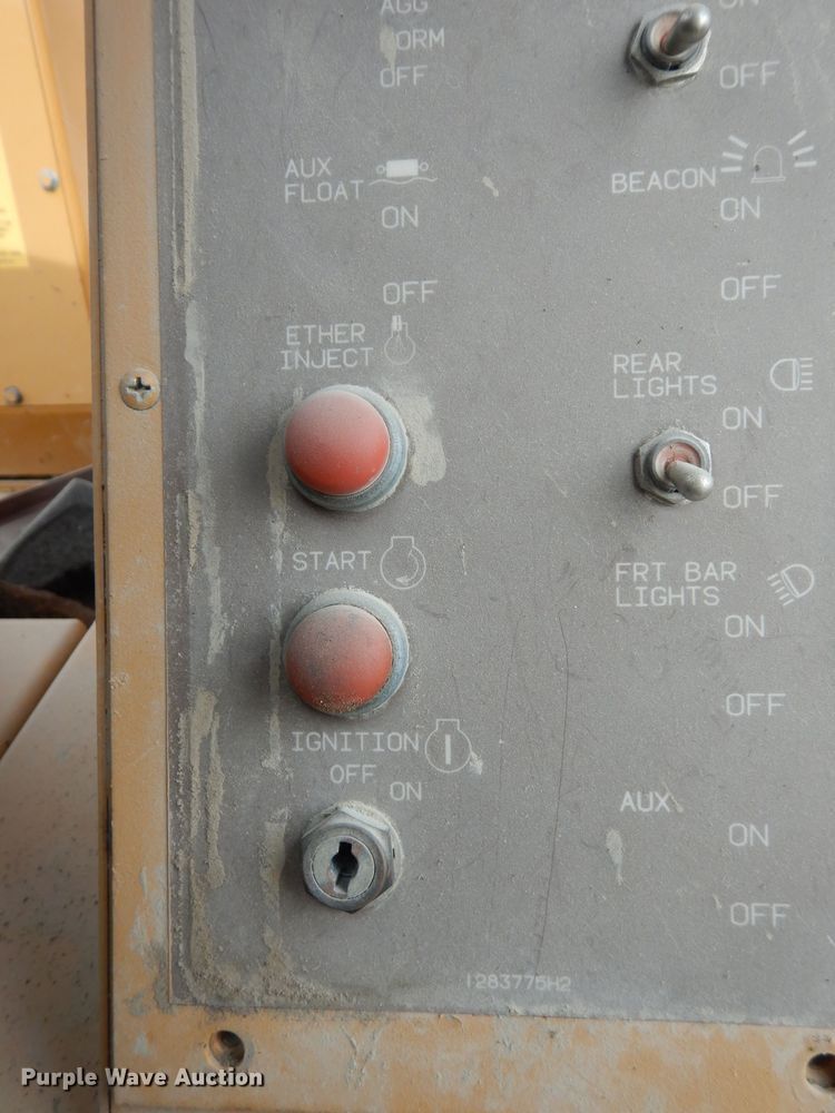 image for item DE4321 1994 Galion Dresser 850 motor grader