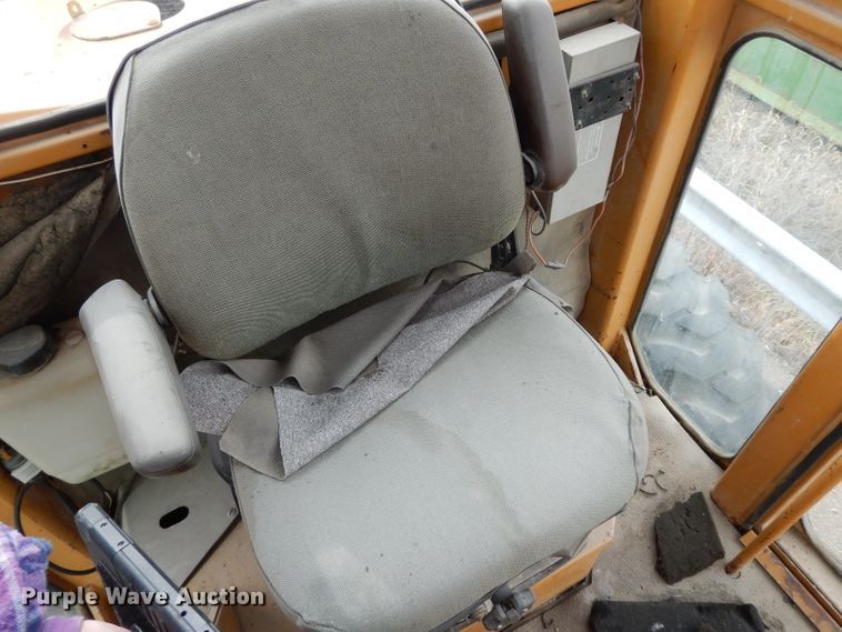 image for item DE4321 1994 Galion Dresser 850 motor grader