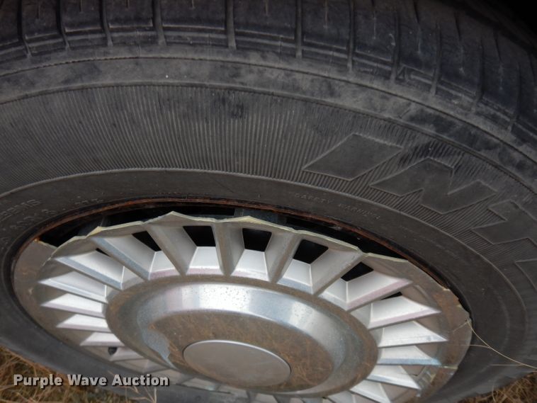 image for item DE4322 1998 Ford Crown Victoria