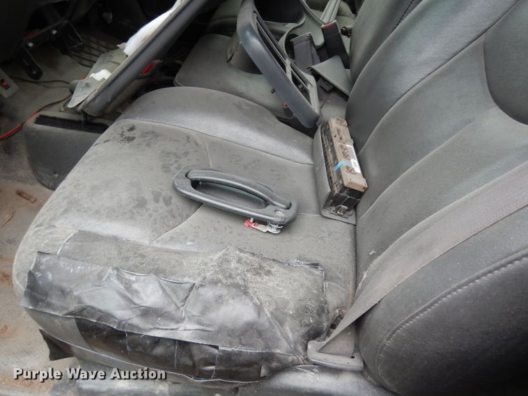 image for item DE4326 2003 Chevrolet Silverado 1500 Ext. Cab pickup truck