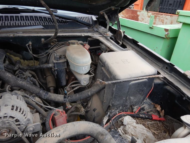 image for item DE4326 2003 Chevrolet Silverado 1500 Ext. Cab pickup truck