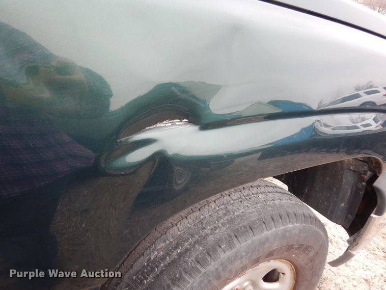 image for item DE4326 2003 Chevrolet Silverado 1500 Ext. Cab pickup truck