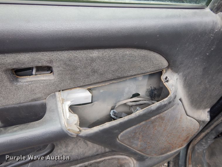 image for item DE4327 2003 Chevrolet Silverado 1500 Ext. Cab pickup truck