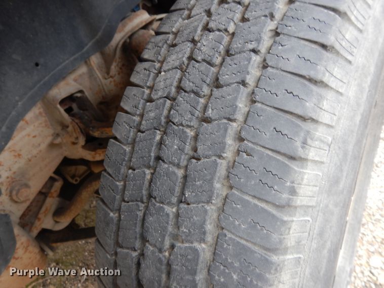 image for item DE4327 2003 Chevrolet Silverado 1500 Ext. Cab pickup truck