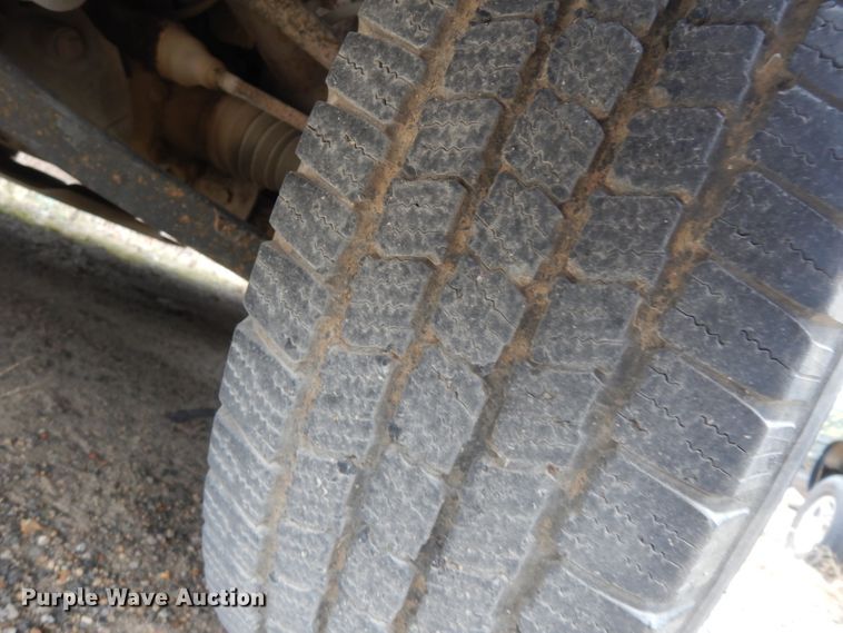 image for item DE4327 2003 Chevrolet Silverado 1500 Ext. Cab pickup truck