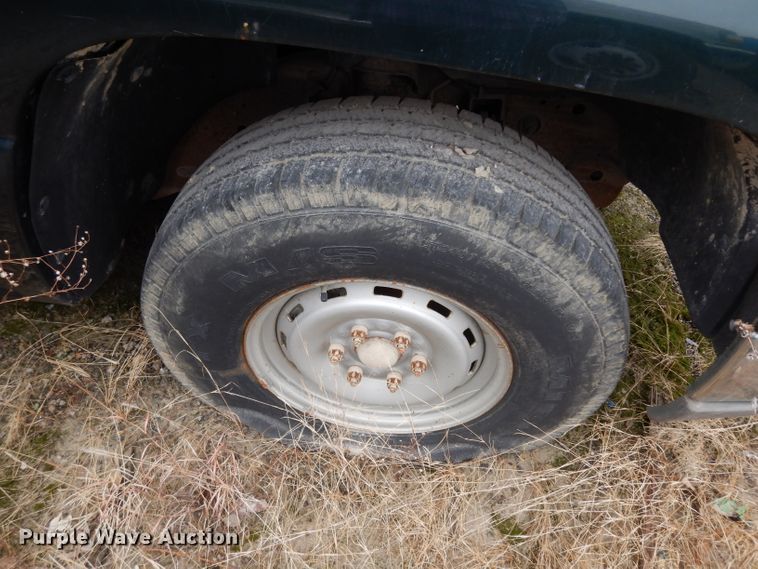 image for item DE4327 2003 Chevrolet Silverado 1500 Ext. Cab pickup truck