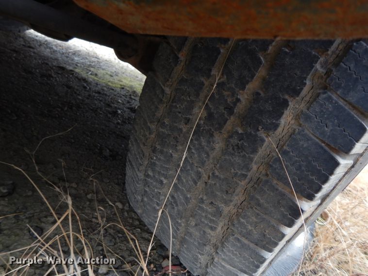 image for item DE4327 2003 Chevrolet Silverado 1500 Ext. Cab pickup truck