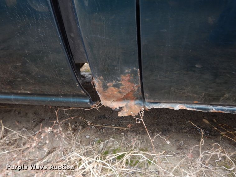 image for item DE4327 2003 Chevrolet Silverado 1500 Ext. Cab pickup truck