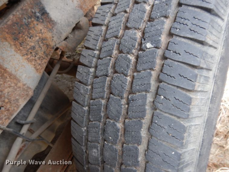 image for item DE4327 2003 Chevrolet Silverado 1500 Ext. Cab pickup truck