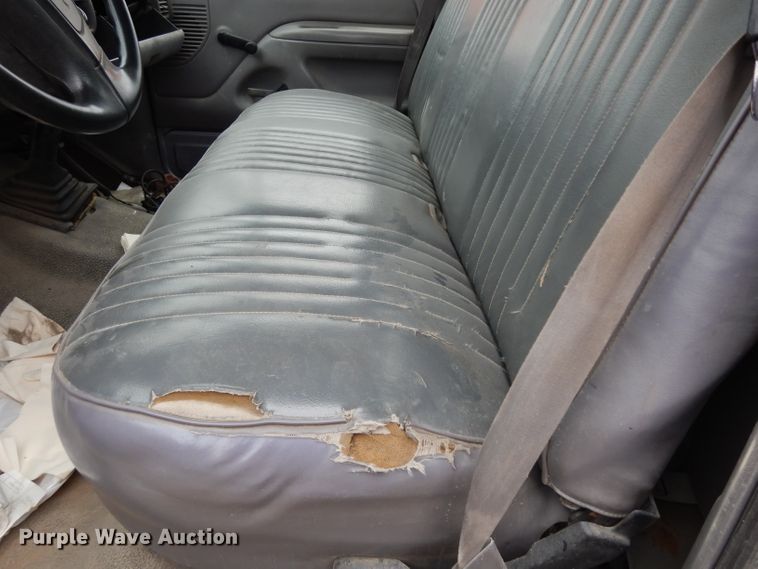 image for item DE4328 1997 Ford F450 Super Duty utility truck