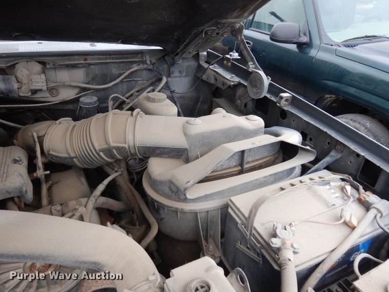 image for item DE4328 1997 Ford F450 Super Duty utility truck