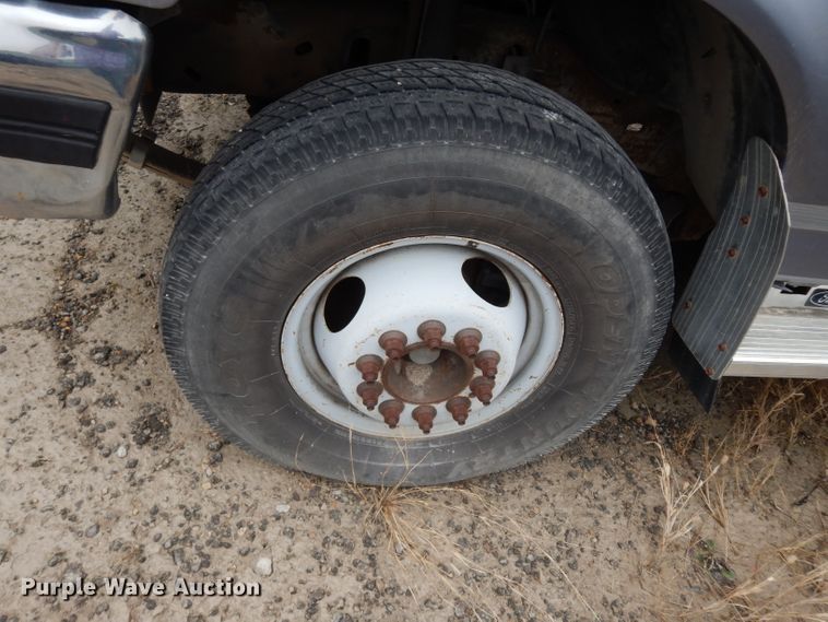 image for item DE4328 1997 Ford F450 Super Duty utility truck