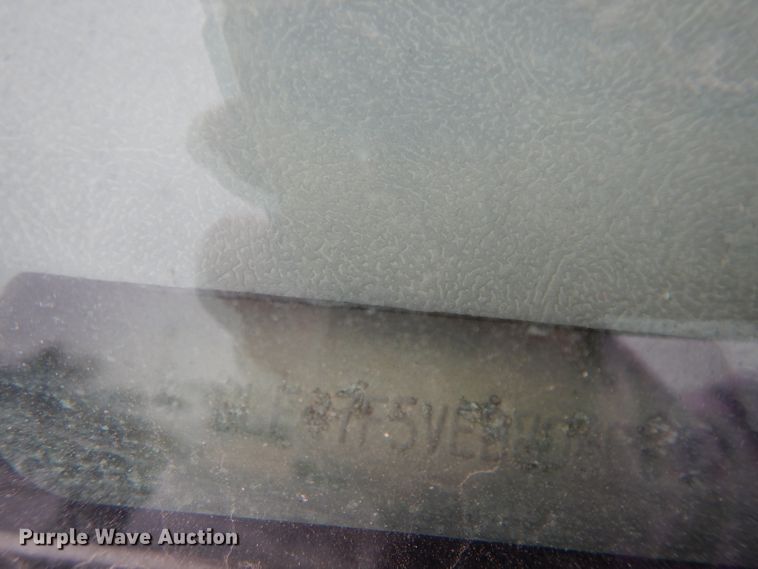 image for item DE4328 1997 Ford F450 Super Duty utility truck