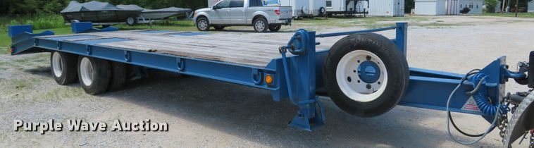 image for item DE8202 2012 Trail King TK40LP-262 equipment trailer