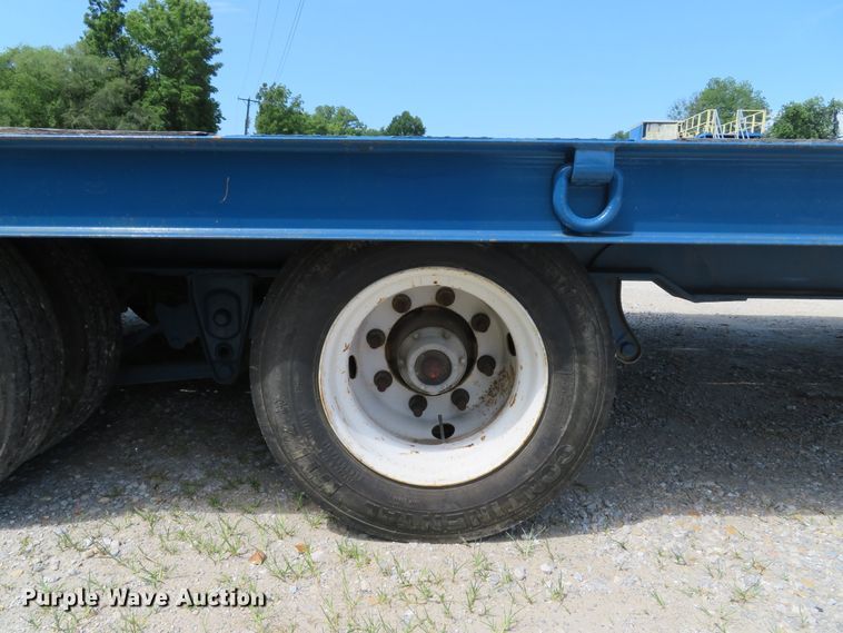 image for item DE8202 2012 Trail King TK40LP-262 equipment trailer