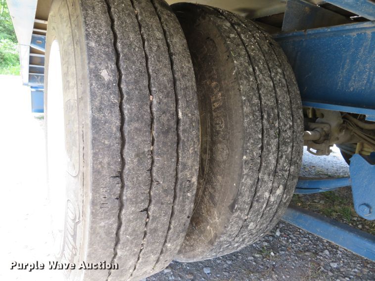 image for item DE8202 2012 Trail King TK40LP-262 equipment trailer