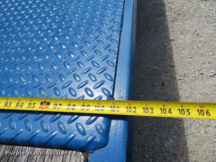 image for item DE8202 2012 Trail King TK40LP-262 equipment trailer