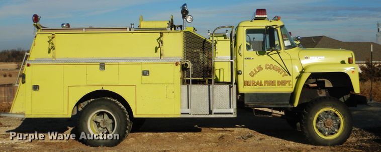 image for item DF7337 1978 International Loadstar 1700 pumper truck