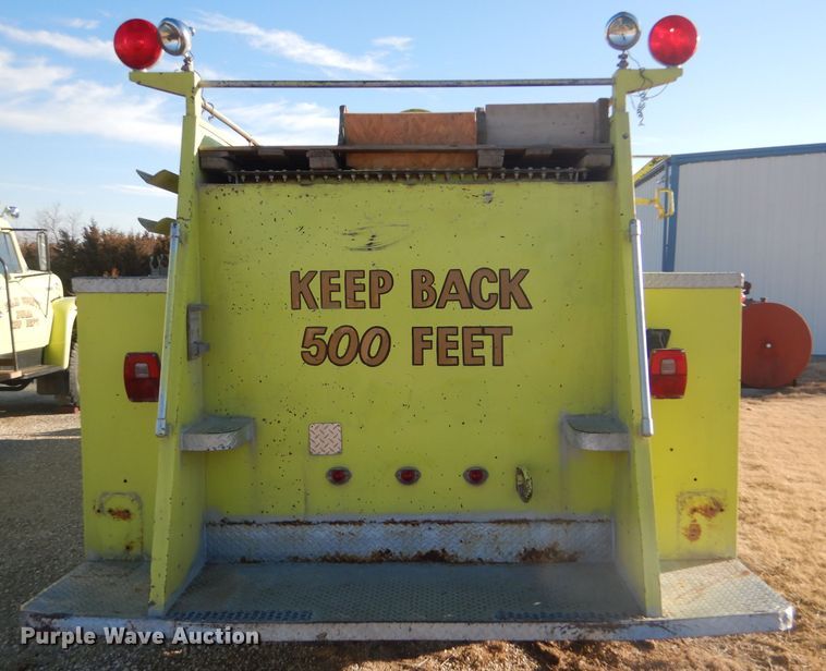 image for item DF7337 1978 International Loadstar 1700 pumper truck