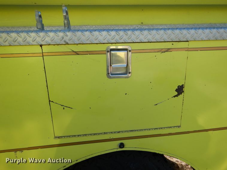 image for item DF7337 1978 International Loadstar 1700 pumper truck