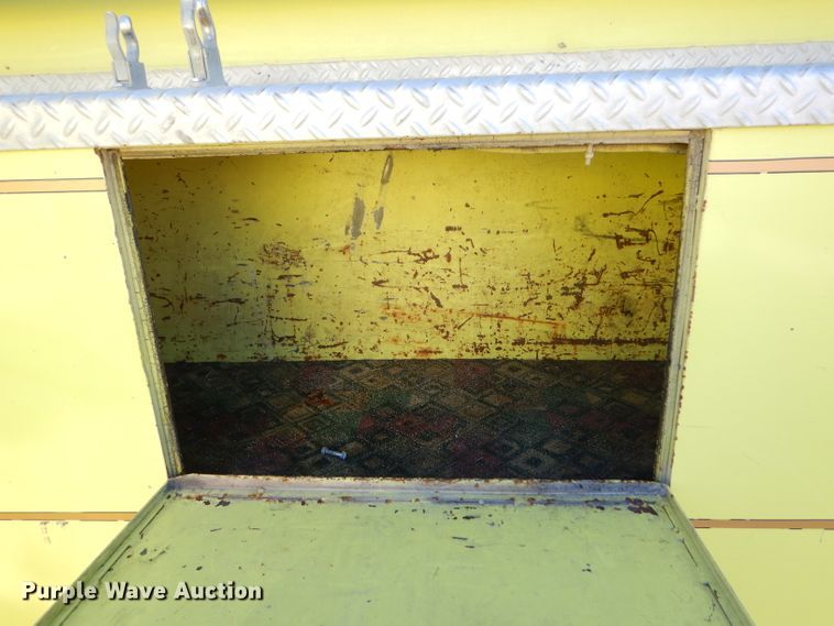 image for item DF7337 1978 International Loadstar 1700 pumper truck