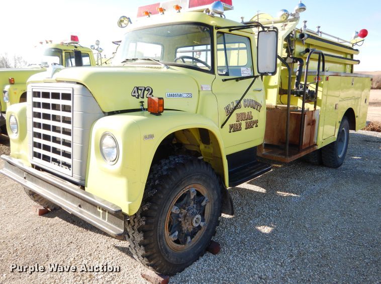 image for item DF7338 1978 International Loadstar 1700 pumper truck