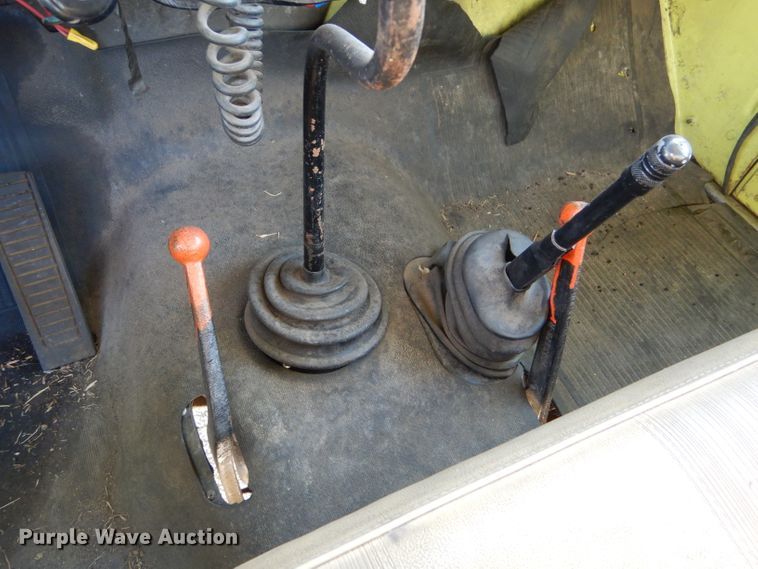 image for item DF7338 1978 International Loadstar 1700 pumper truck