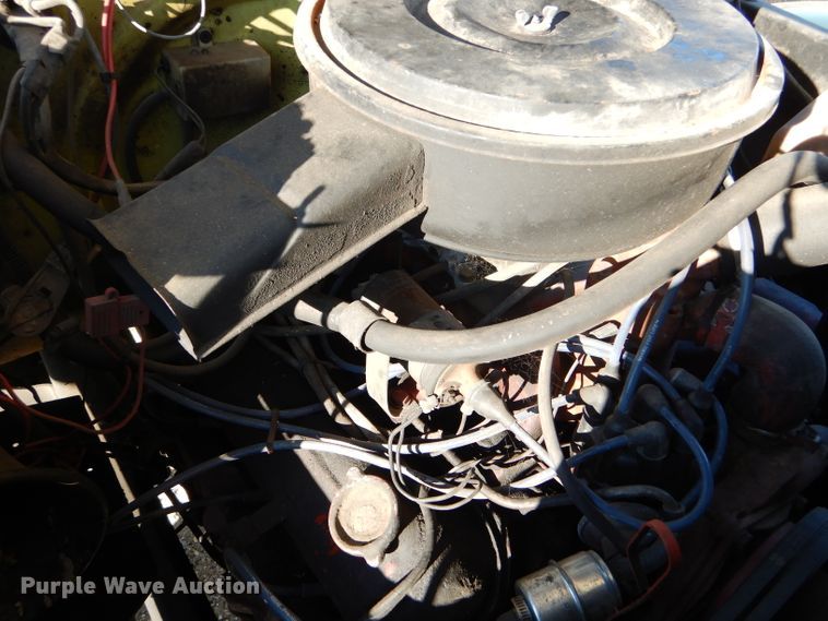 image for item DF7338 1978 International Loadstar 1700 pumper truck