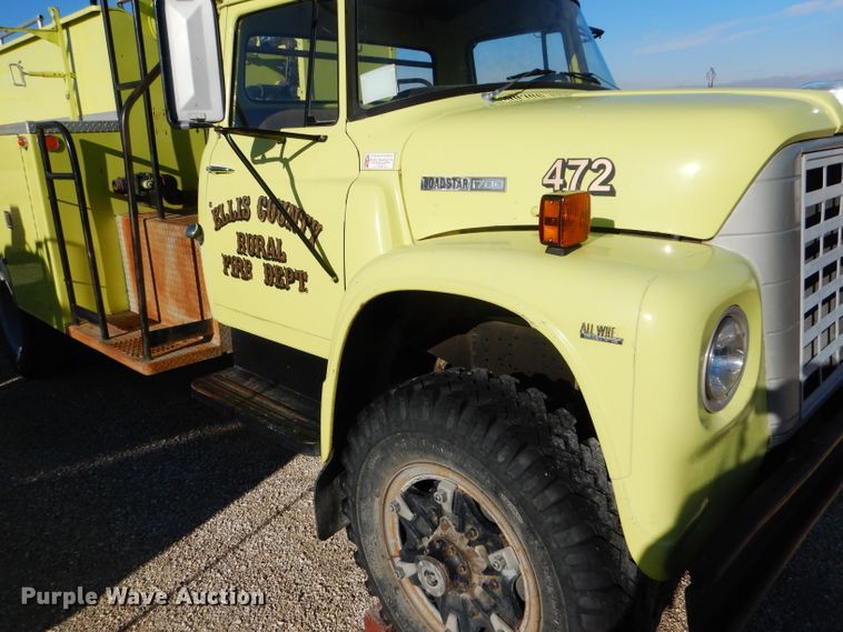 image for item DF7338 1978 International Loadstar 1700 pumper truck