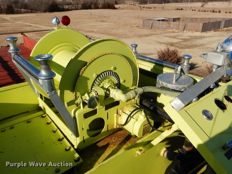 image for item DF7338 1978 International Loadstar 1700 pumper truck